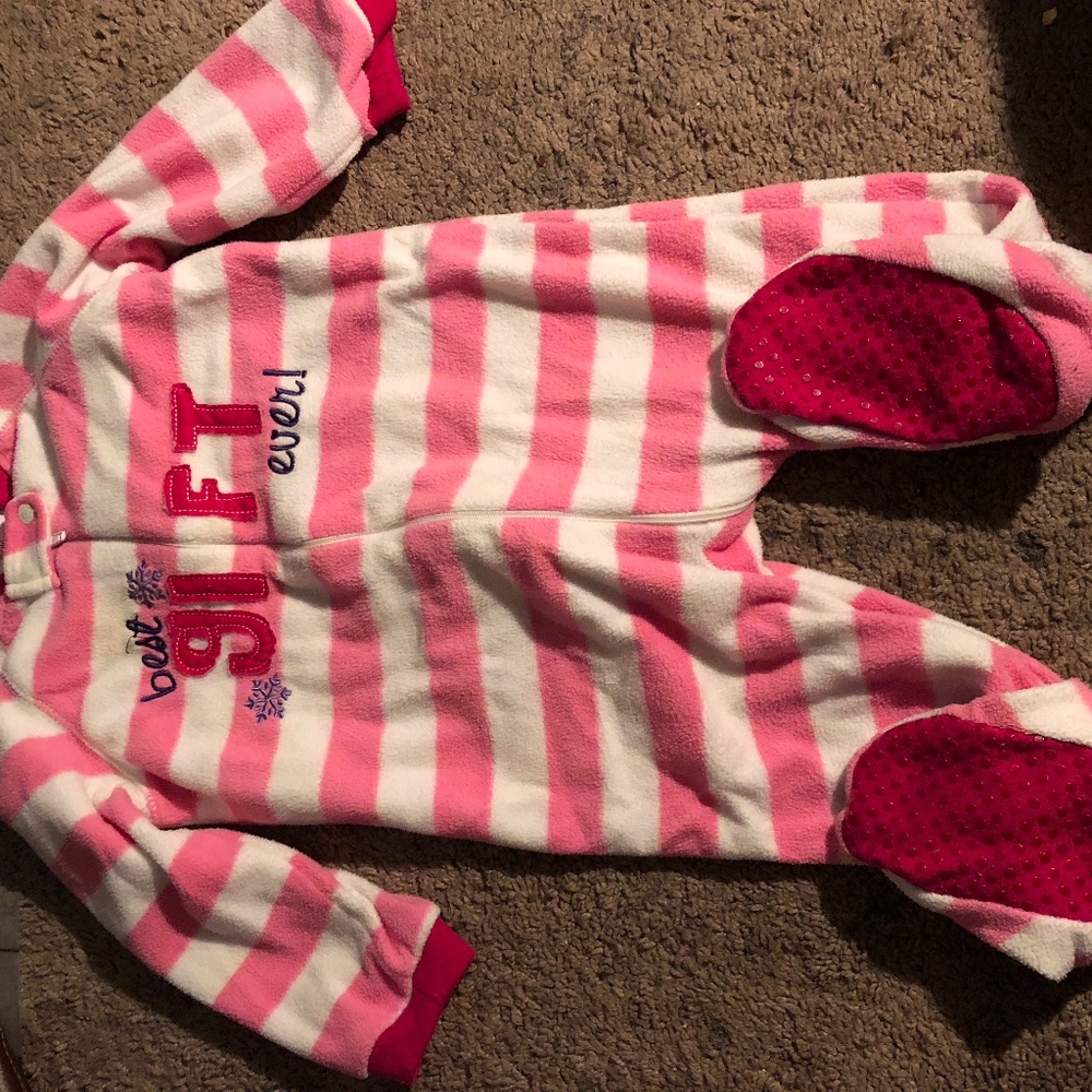 Childrens Place baby girl fleece PJs EUC 12-18m